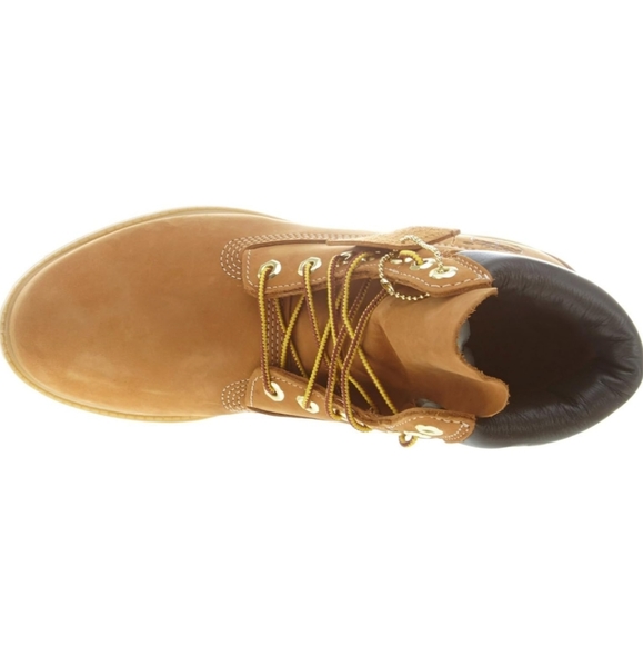 Prelove Timberland Men's Classic Boots Color Tan Size 12M - Picture 2 of 9